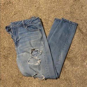 American Eagle stretchy ripped jegging